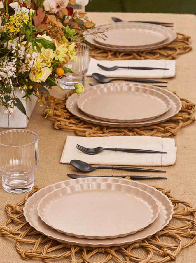 Sophistiplate Party Sand Pleated Dinner Plates